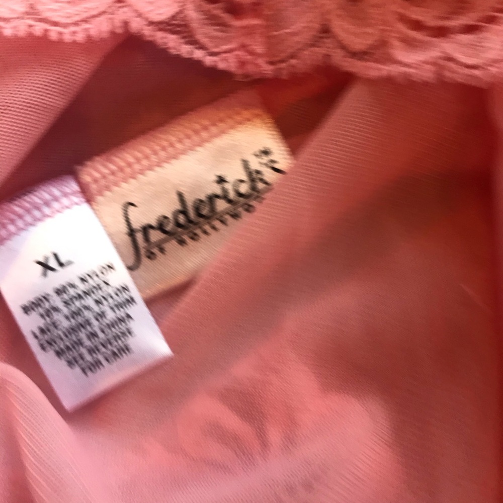 Bed Jacket - image 6